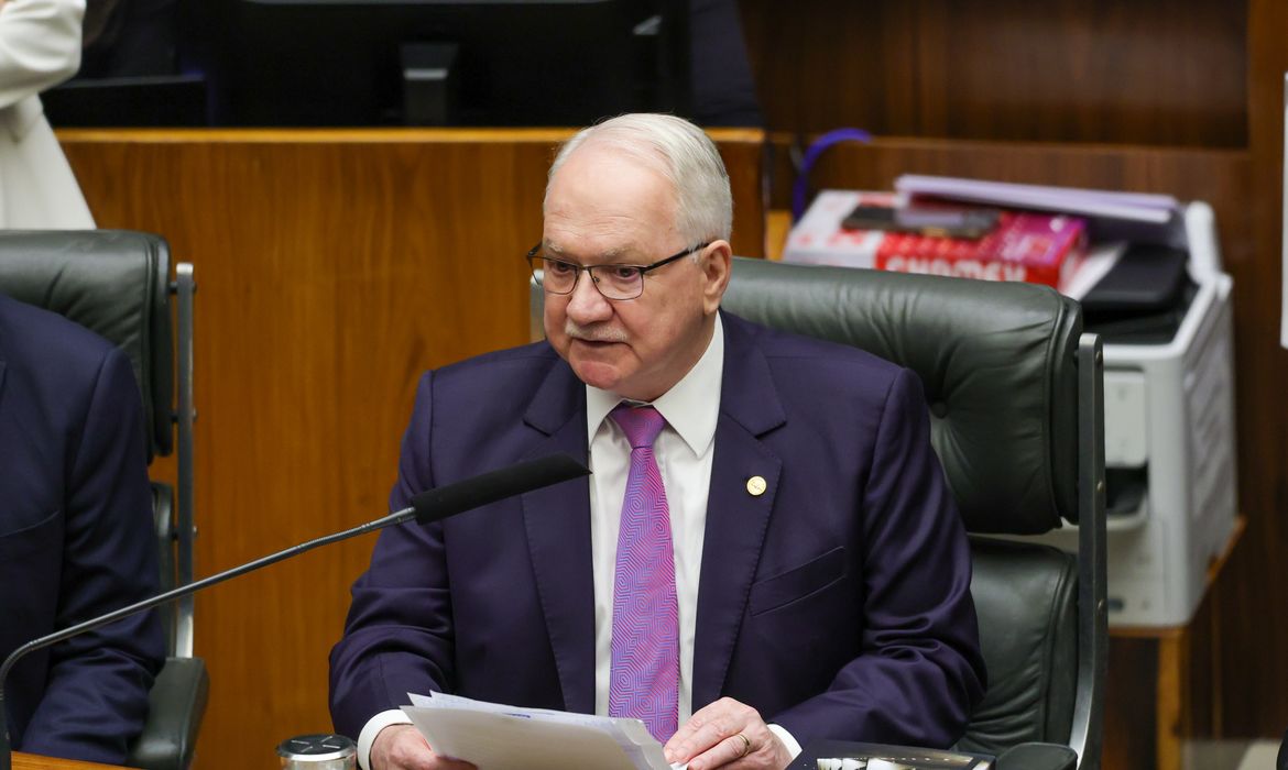 Fachin defende que juízes tenham integridade na vida pública e privada