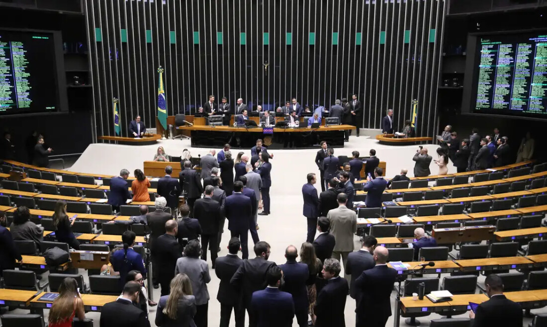 Câmara aprova inclusão de homicídio vicário na Lei Maria da Penha