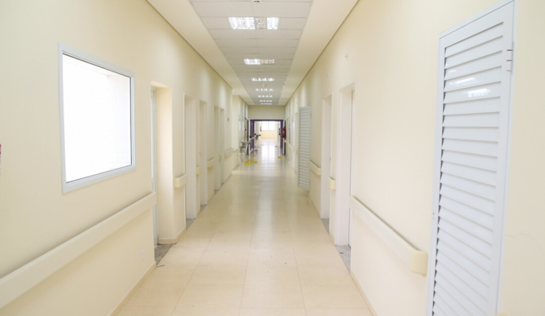 Quase 30 mil pessoas se candidatam a vagas para trabalhar na Maternidade Municipal