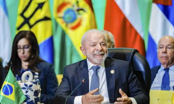 Lula teve encontros bilaterais com presidentes da Colômbia e Burundi