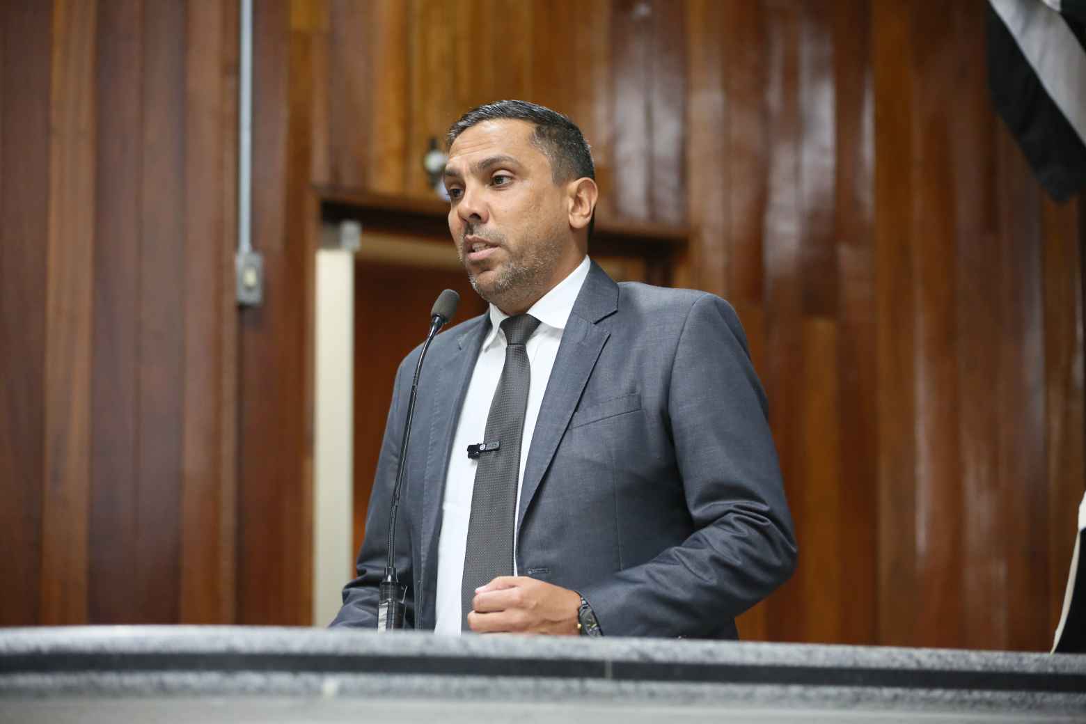 Farmácia de Alto Custo deve ser transferida para o Poupatempo, segundo vereador 