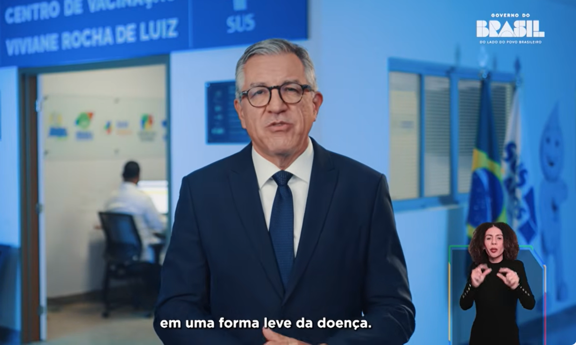 Dia D: "vamos vacinar antes de o inverno chegar", diz Padilha