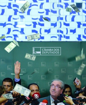 cunha toma chuva de dólares falsos: