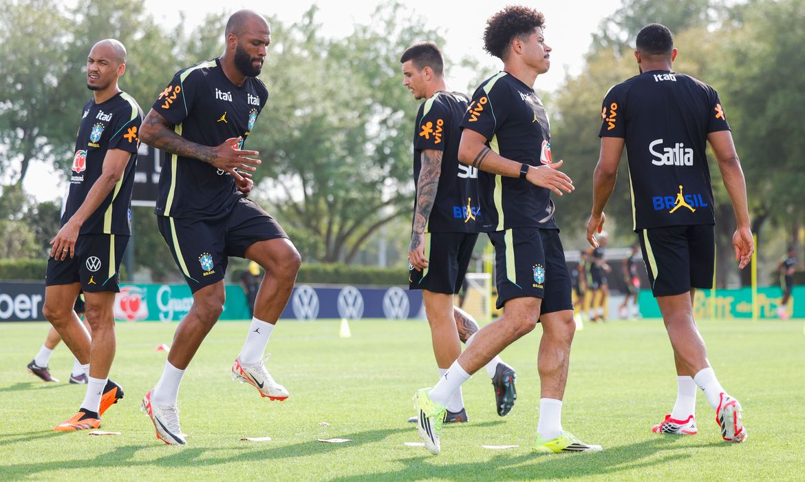 Carlo Ancelotti testa mudanças para enfrentar a Croácia