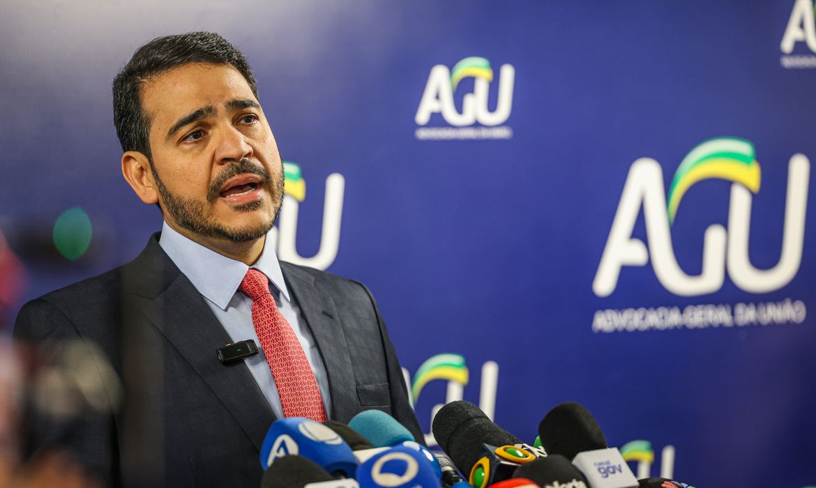 Presidência da República oficializa indicação de Jorge Messias ao STF