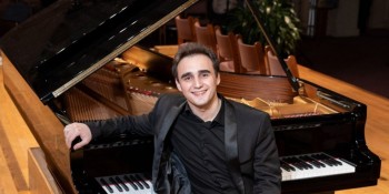 Pianista ucraniano Illia Ovcharenko, de 23 anos, se apresenta no Rio