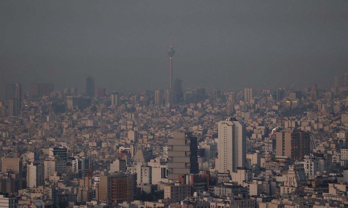 EUA e Israel atacam principal universidade de tecnologia do Irã