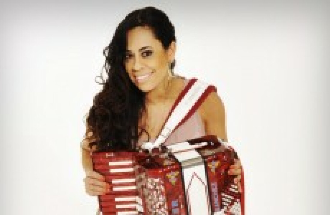 Adriana Sanchez faz tributo à Luiz Gonzaga, o "Rei do Baião"