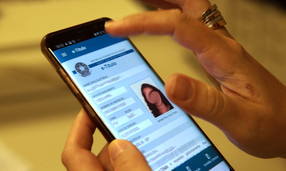 TRE-RJ promove mutirão para eleitores regularizar título