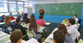 Governo de SP vai pagar R$ 37,5 milhões em bônus da educação ao Alto do Tietê