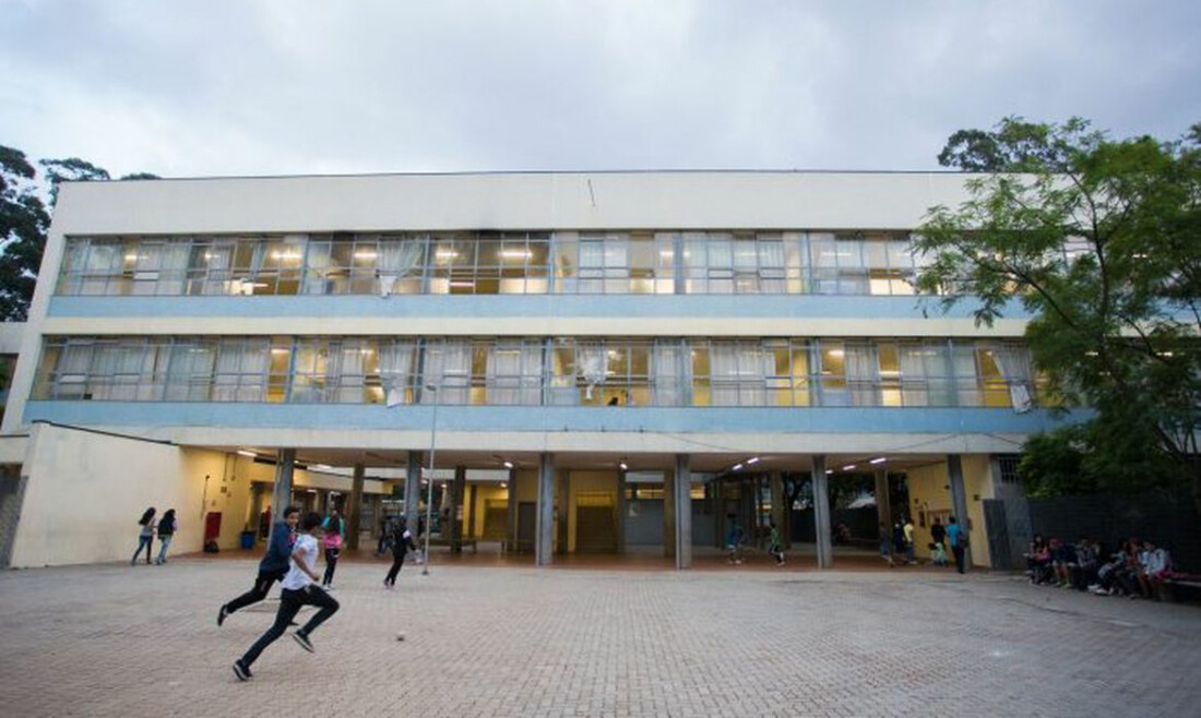 Professores do estado de SP finalizam greve, mas mantêm mobilização