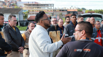 Reunião na Câmara de Arujá discute nova fase do trabalho de limpeza da fiação