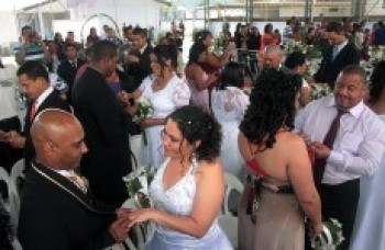 Casamento comunitário contará com 24 casais