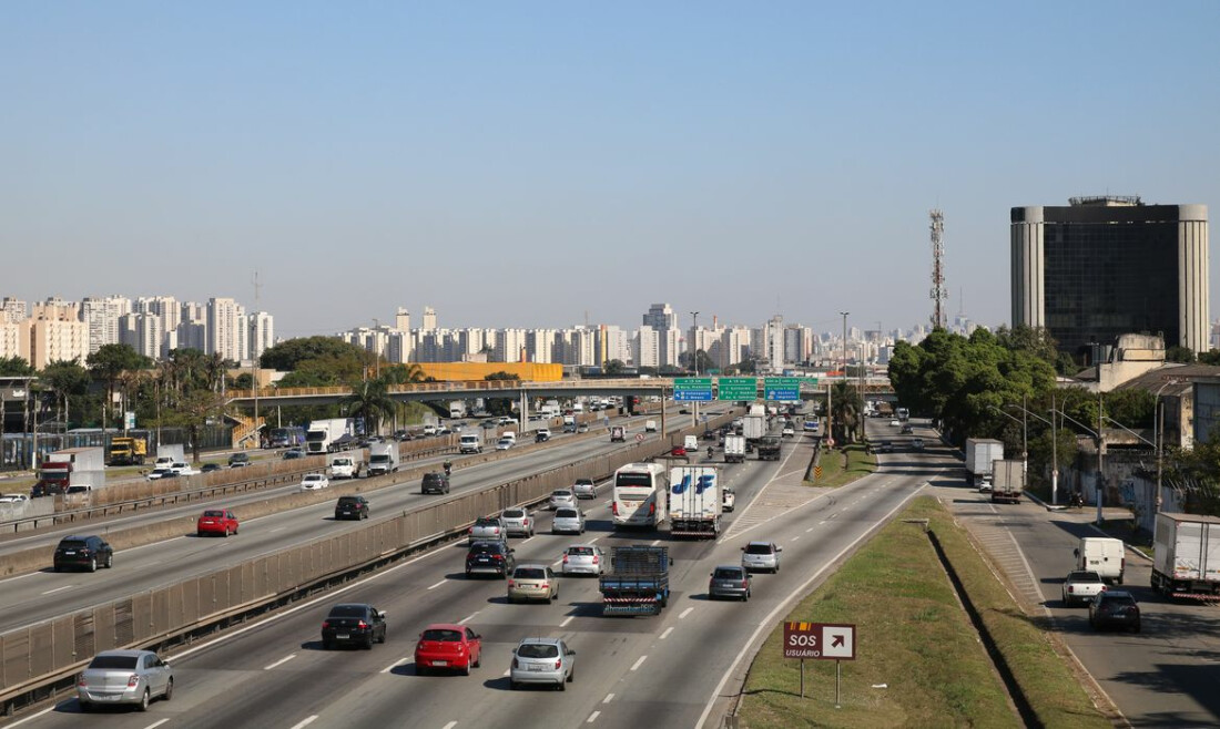 MPRJ pede suspensão das obras na Via Dutra, após risco de alagamento