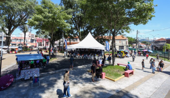Mogi que Abraça o Centro celebra o Dia Nacional do Choro na praça Oswaldo Cruz
