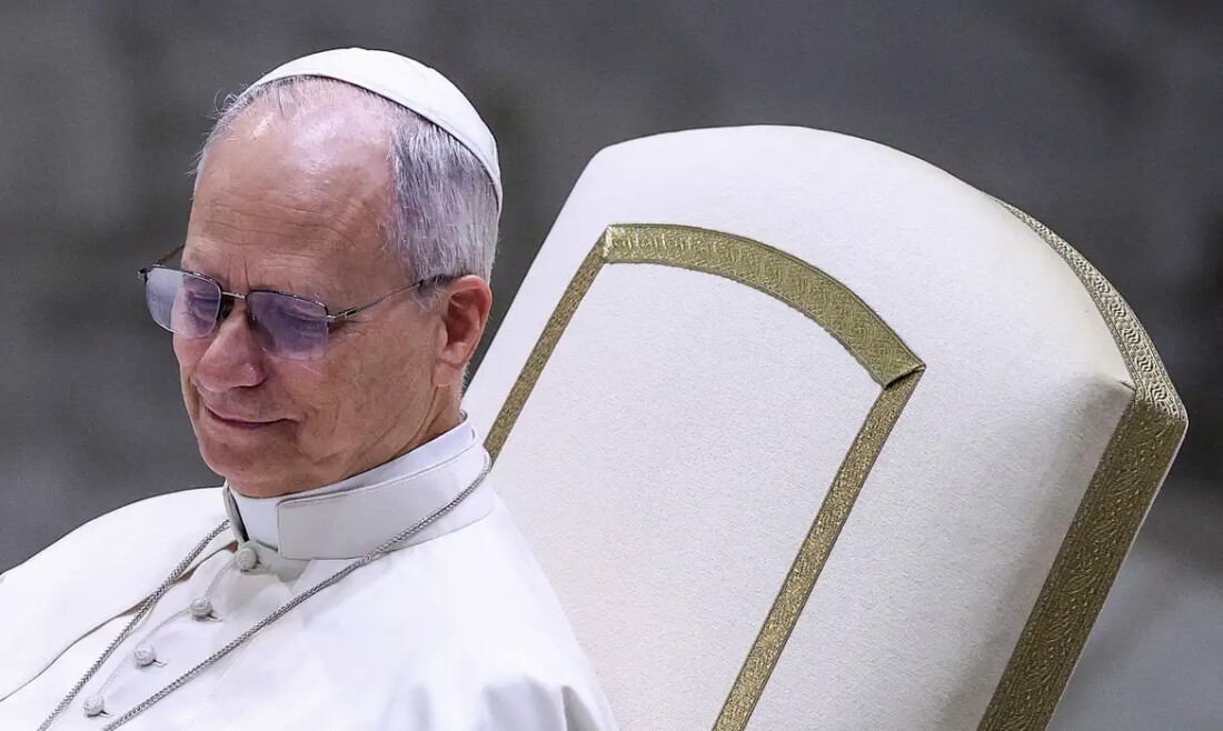 Papa Leão XIV critica mundo "devastado por tiranos"