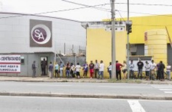 250 vagas em supermercado