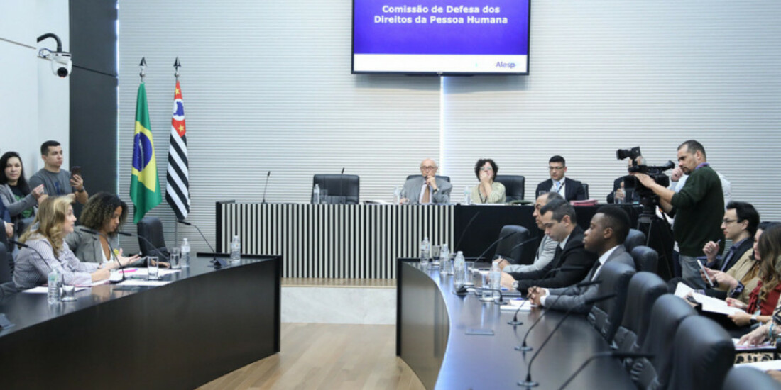 Comissão dá aval a projetos