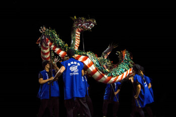 Akimatsuri recebe dragão japonês de 20 metros em apresentação inédita neste sábado