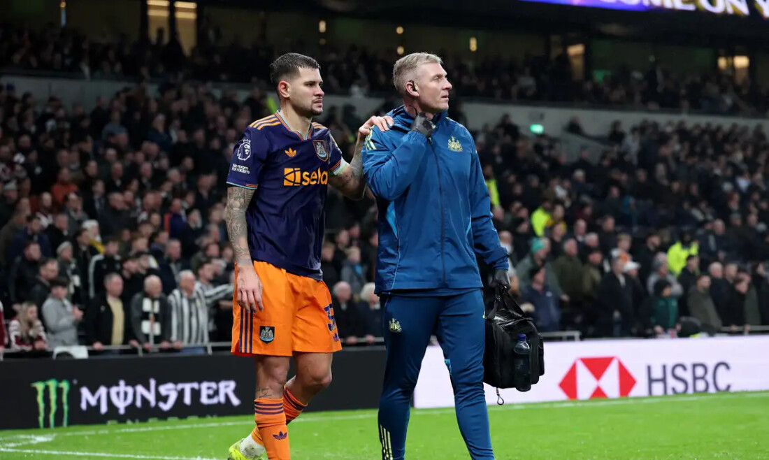 Bruno Guimarães está perto de voltar ao Newcastle após dois meses fora