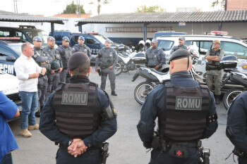 'Operação Cavalo de Aço' apreende três veículos e detém duas pessoas em Suzano