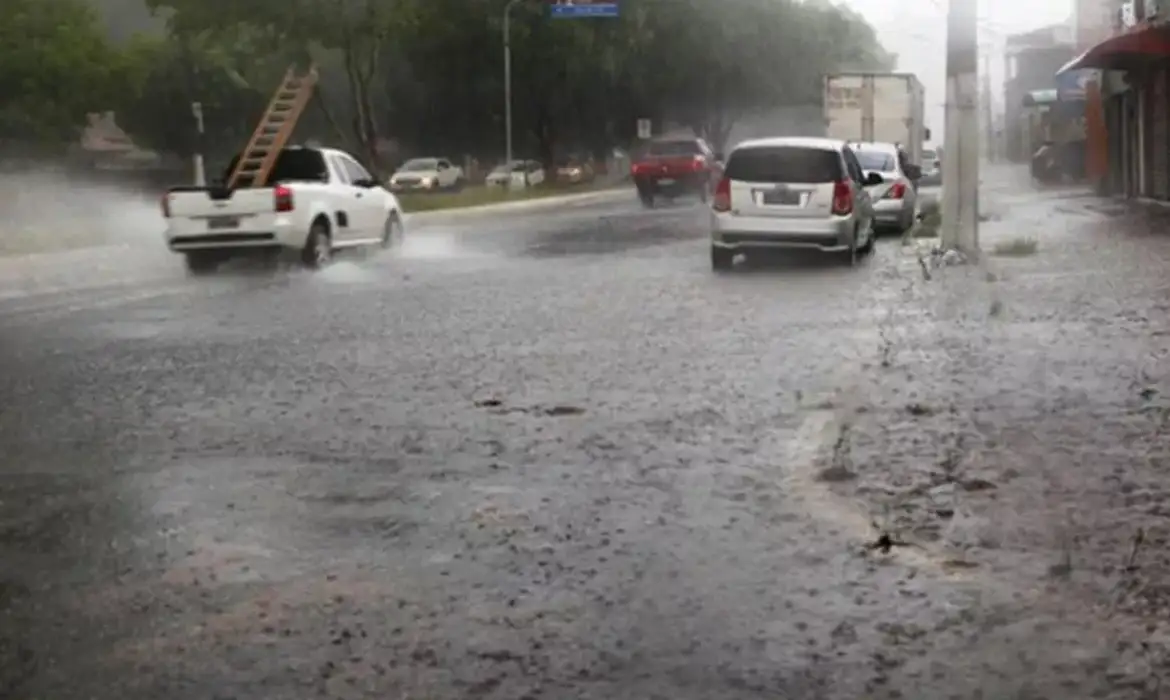 Chuvas em Belém: governo federal reconhece situação de emergência