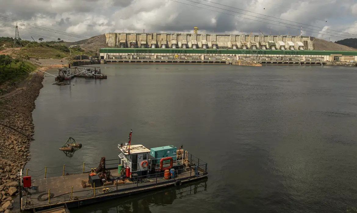 Aneel define que maio terá bandeira tarifária amarela