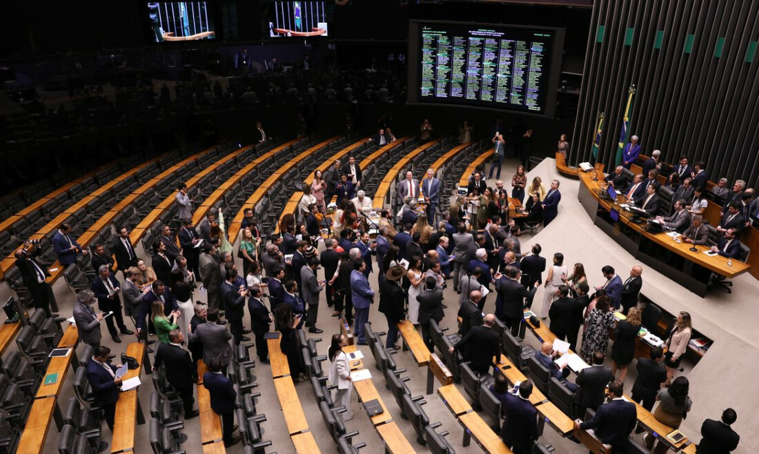 8/1: Congresso derruba veto ao PL da Dosimetria e beneficia condenados