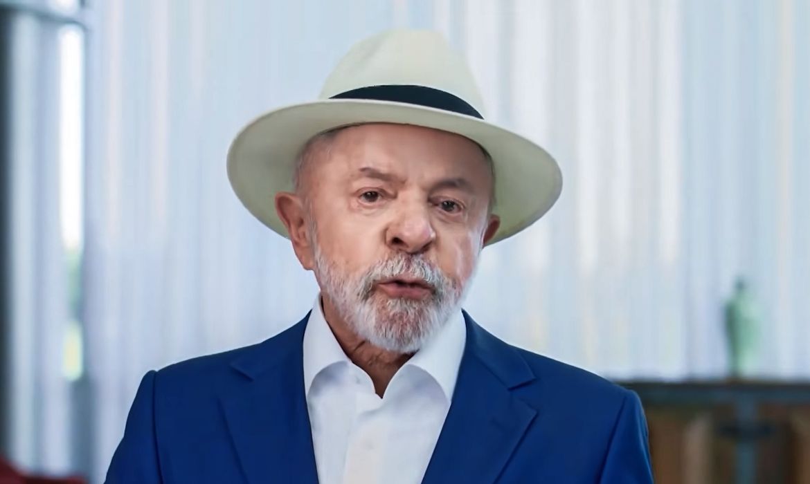 Lula defende fim da escala 6x1 como “passo histórico” para o país