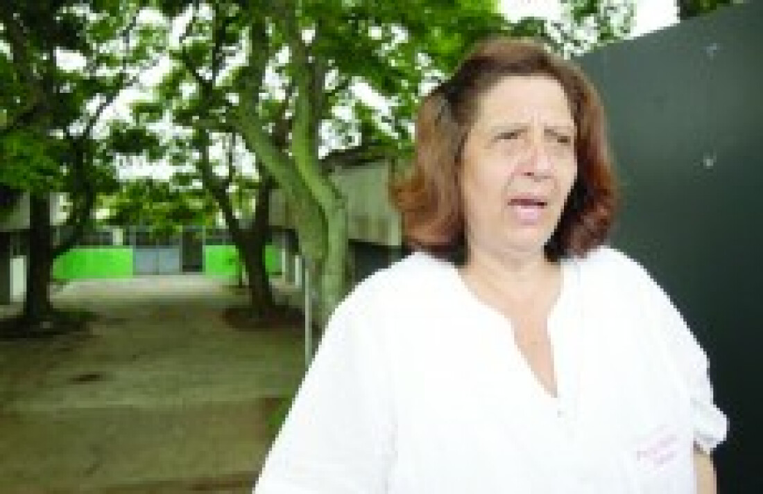 Firmino Ladeira segue na rede estadual e alunos comemoram