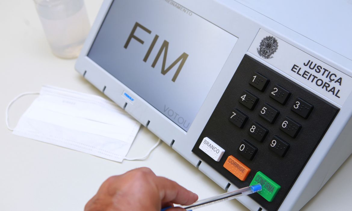 Cármen Lúcia: urna eletrônica acabou com fraudes nas eleições