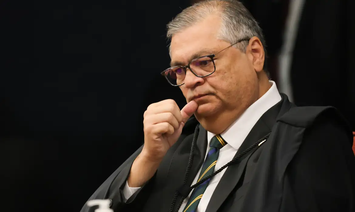 Dino questiona atuação conjunta da CVM e BC para impedir fraudes