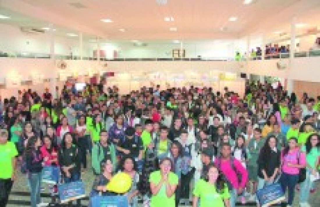 Feira do jovem empreendedor atrai mais de 4 mil pessoas