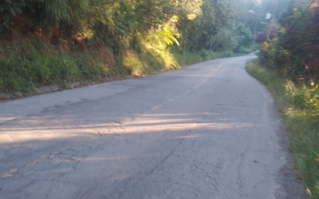 Moradores cobram manutenção e sinalização na Estrada do Nagao