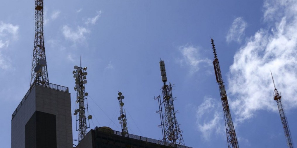 Anatel determina repasse da redução do ICMS ao consumidor