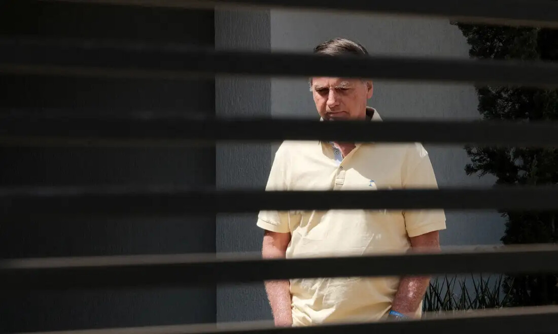 Bolsonaro entra com revisão criminal no STF para anular condenação