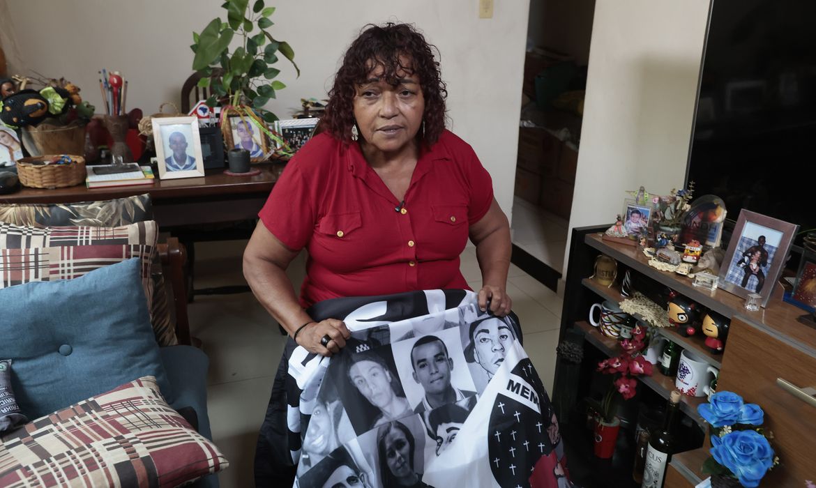 "Nossos filhos pagaram por guerra que não era deles”, diz Mãe de Maio
