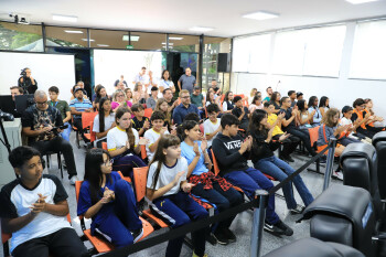 Escola do Legislativo de Arujá realiza Oficina de Projetos para alunos do município