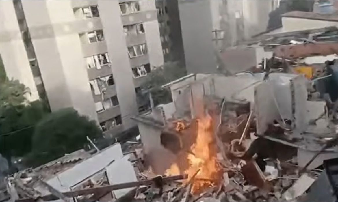 Famílias atingidas por explosão receberão auxílio inicial de R$ 2 mil