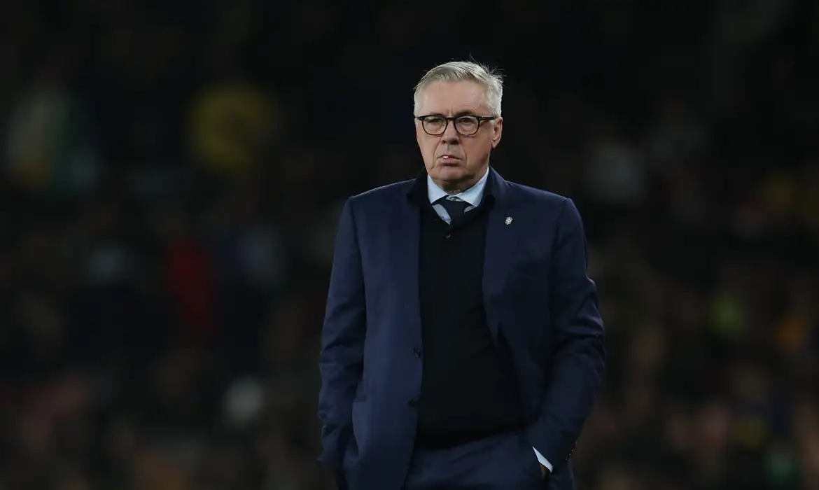 Inspirado pelo Carnaval, Ancelotti quer seleção alegre e comprometida