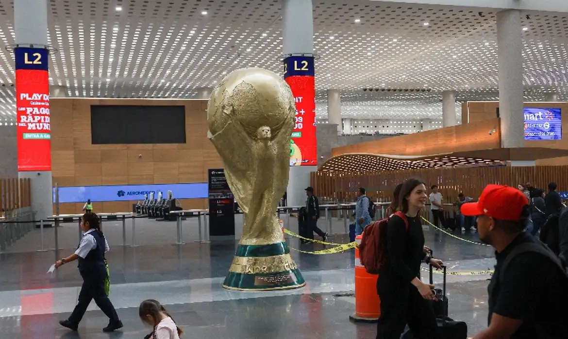 Cidade do México corre para terminar reformas antes da Copa do Mundo