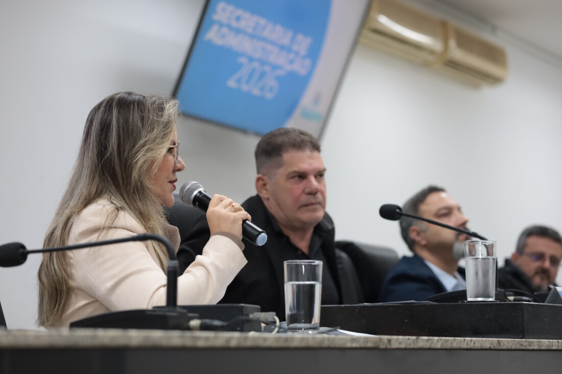 Administração destaca 939 convocações e 504 contratações desde 2025