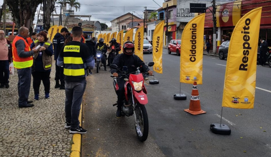Ação do Maio Amarelo atende 2 mil motociclistas em Mogi das Cruzes
