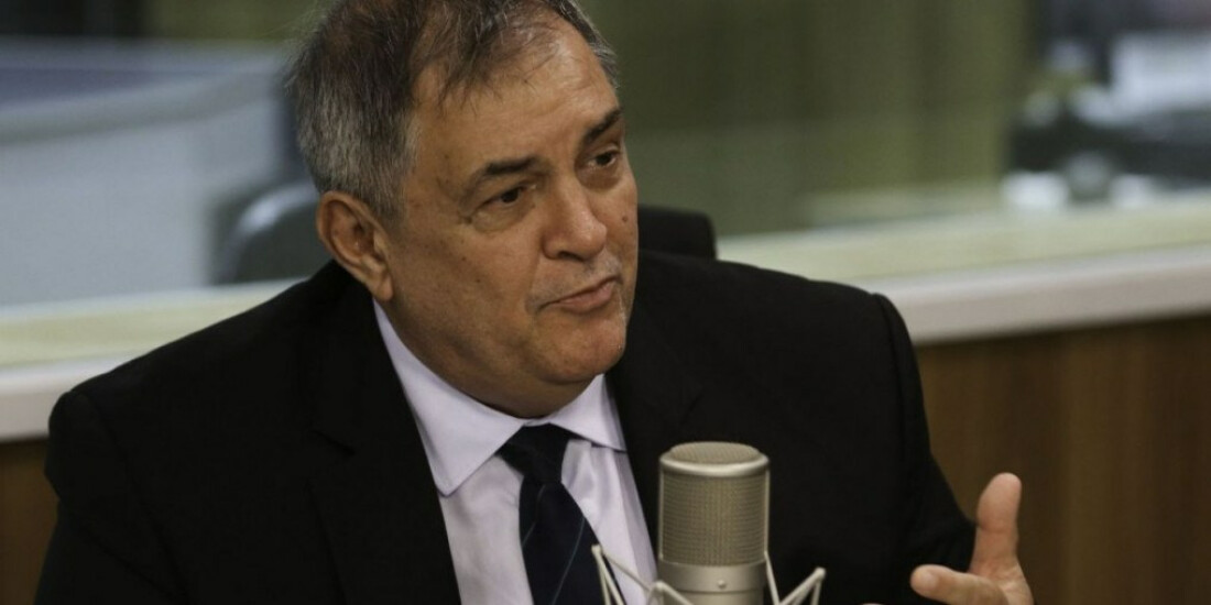 Em congresso da Abimaq, ministro defende reindustrialização do país