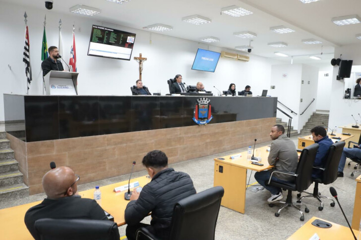 Vereadores de Suzano reclamam de serviço prestado pela Sabesp no município