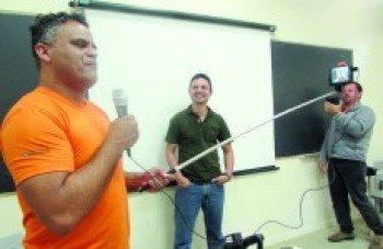 Oficinas orientam profissionais que atuam na área educacional