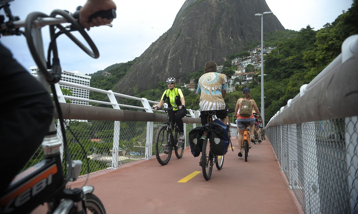 Dia da Bicicleta destaca desafios de infraestrutura e equidade no Rio