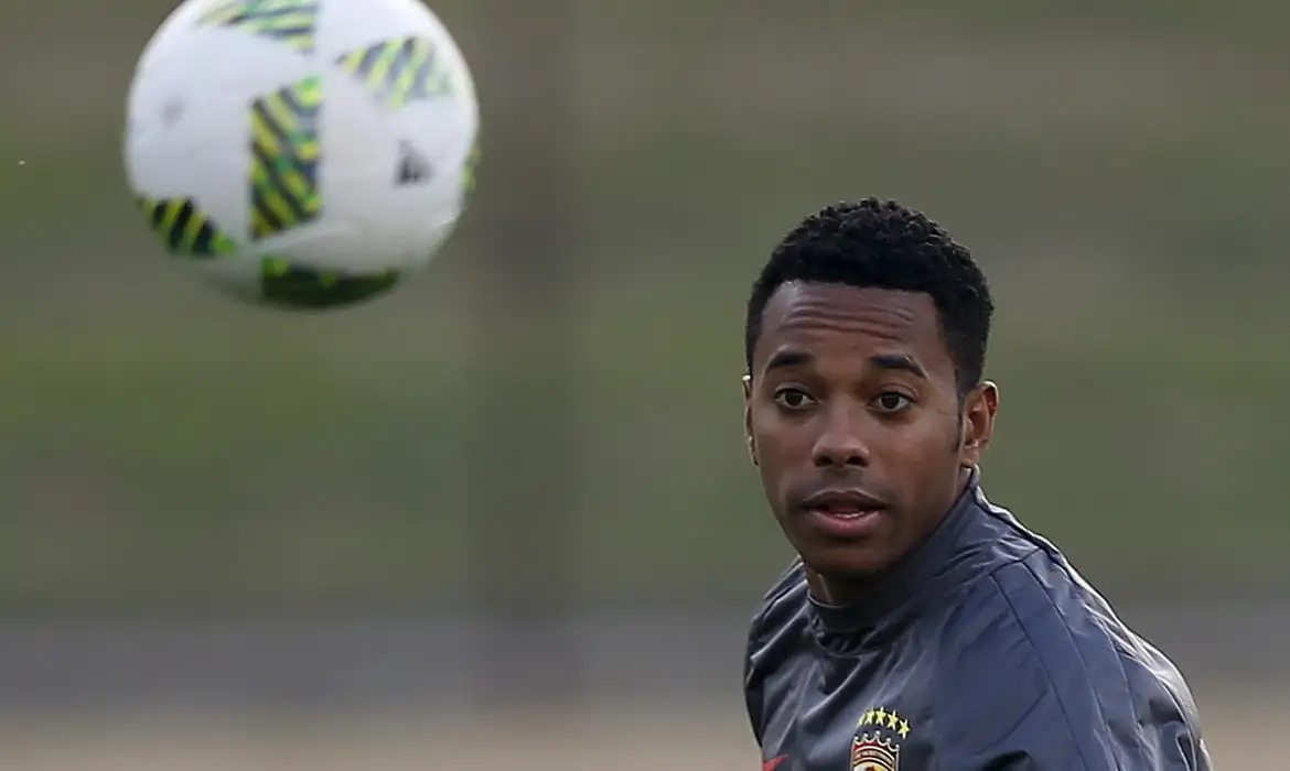 Robinho: defesa pede ao STF retirada da hediondez do crime de estupro