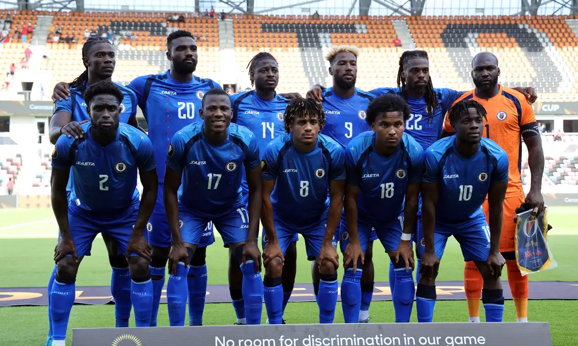 Haiti altera camisas para a Copa do Mundo após objeção da Fifa
