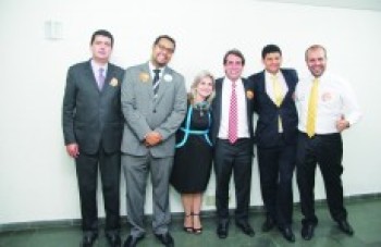 Candidato a presidente da OAB faz campanha em Suzano
